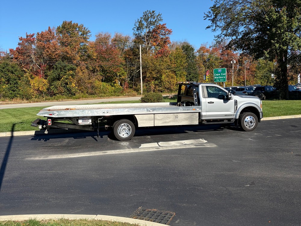 2024 Ford F550 Rollback (Key# 5310) 4